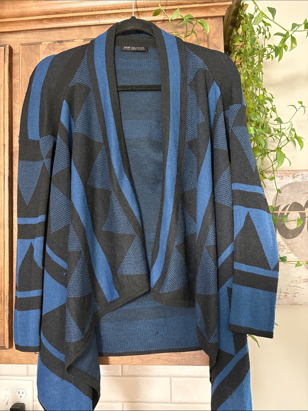 Dana Buchman Blue and Black Geometric Open-Front Cardigan